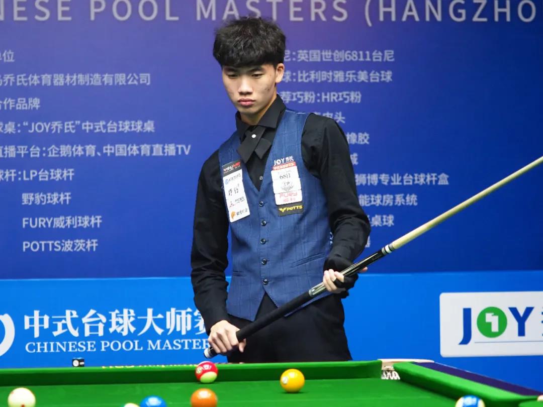 崭露头角 崭露头角