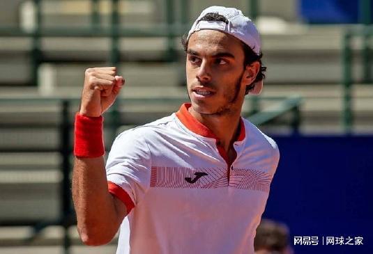 的勇气和坚 的勇气和坚