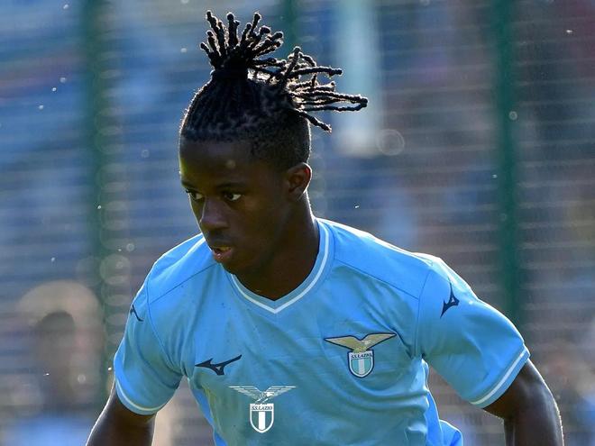 尤其是来自 尤其是来自